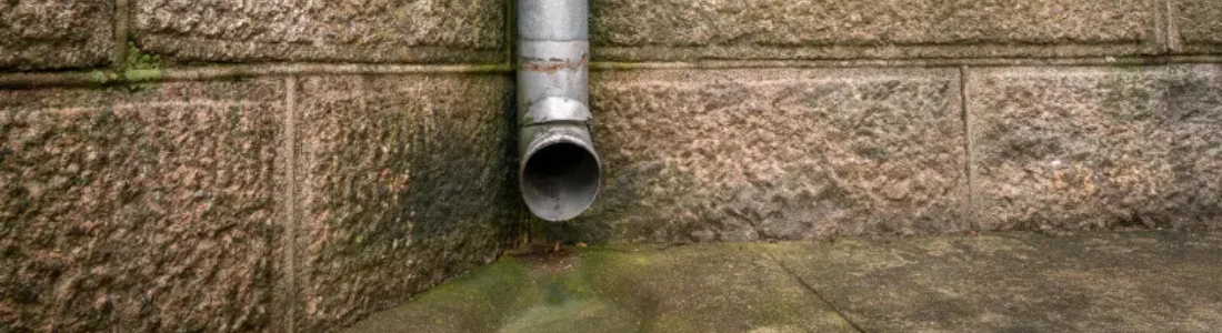 Desentupimento do cano de Água Pluvial  24 HORAS